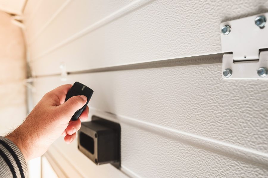 Advanced Garage Door Remotes Built for Performance and Ease