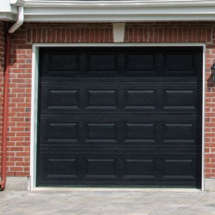 Swift Solutions for Garage Door Issues That Disrupt Safety and Daily Routine